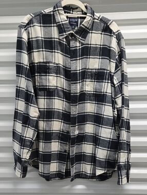 J.Crew black and white plaid flannel button-down shirt Size XL Loungewear Soft